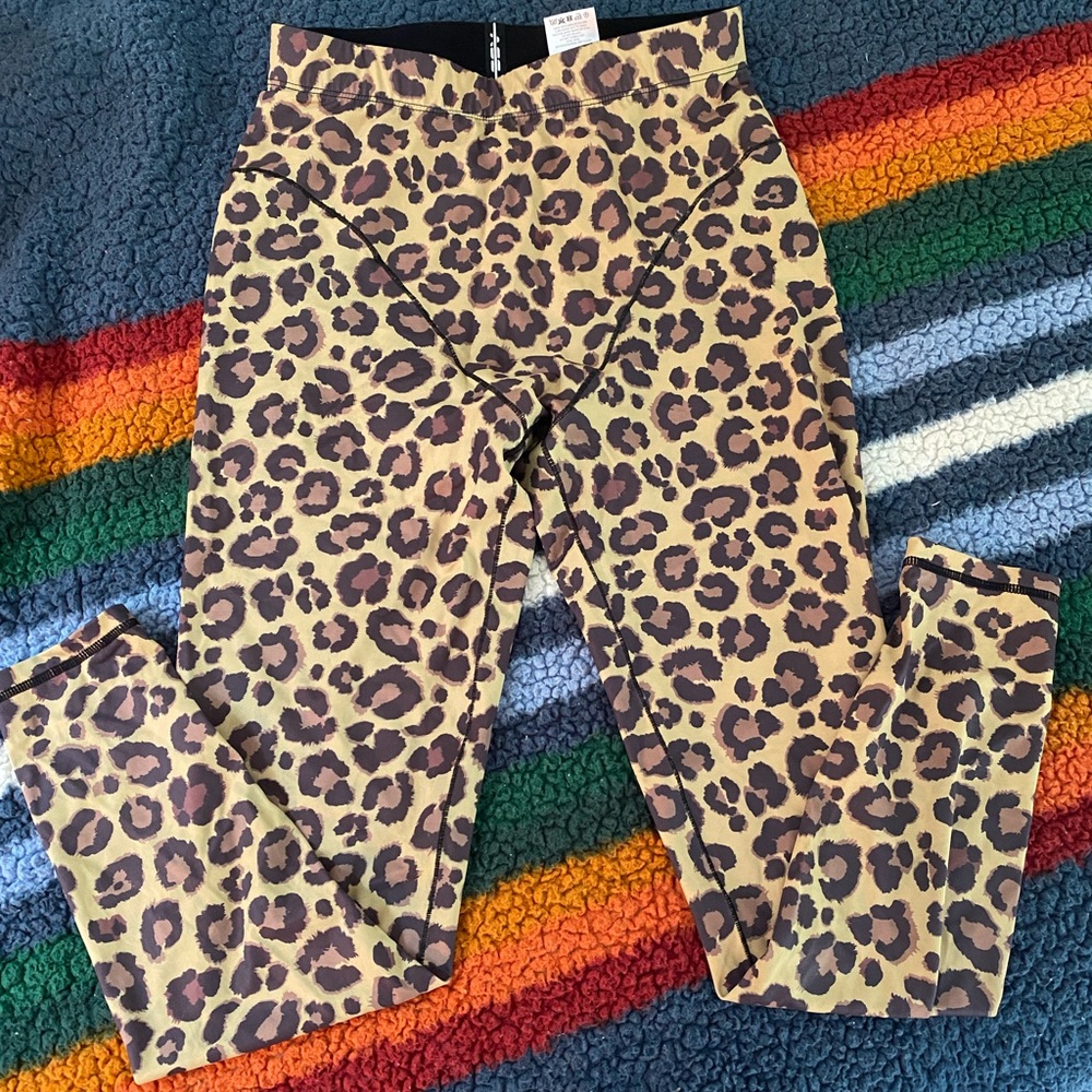 Adam Selman leopard high waisted leggings! 🐆